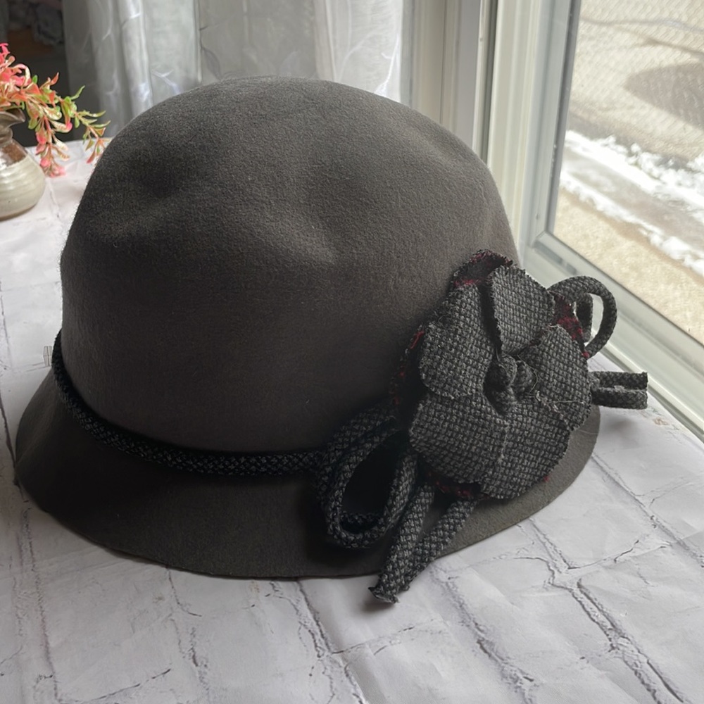 Giovannio Florence New York 100% wool gray hat